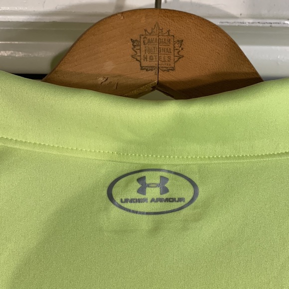 Under Armour (L) - Picture 12 of 13